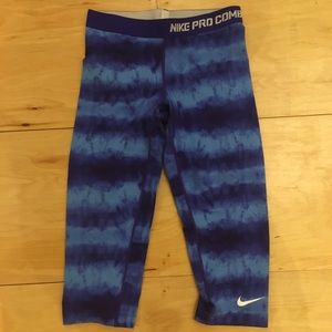 Nike Pro mid leggings
